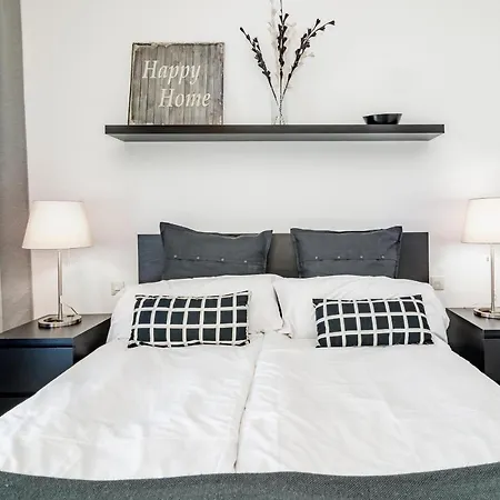 Apartment Ld - Modern 2 Bedroom In The Golf Valley *